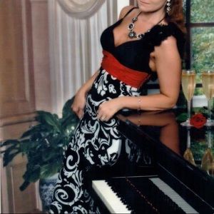 One of a kind Jovani size 6